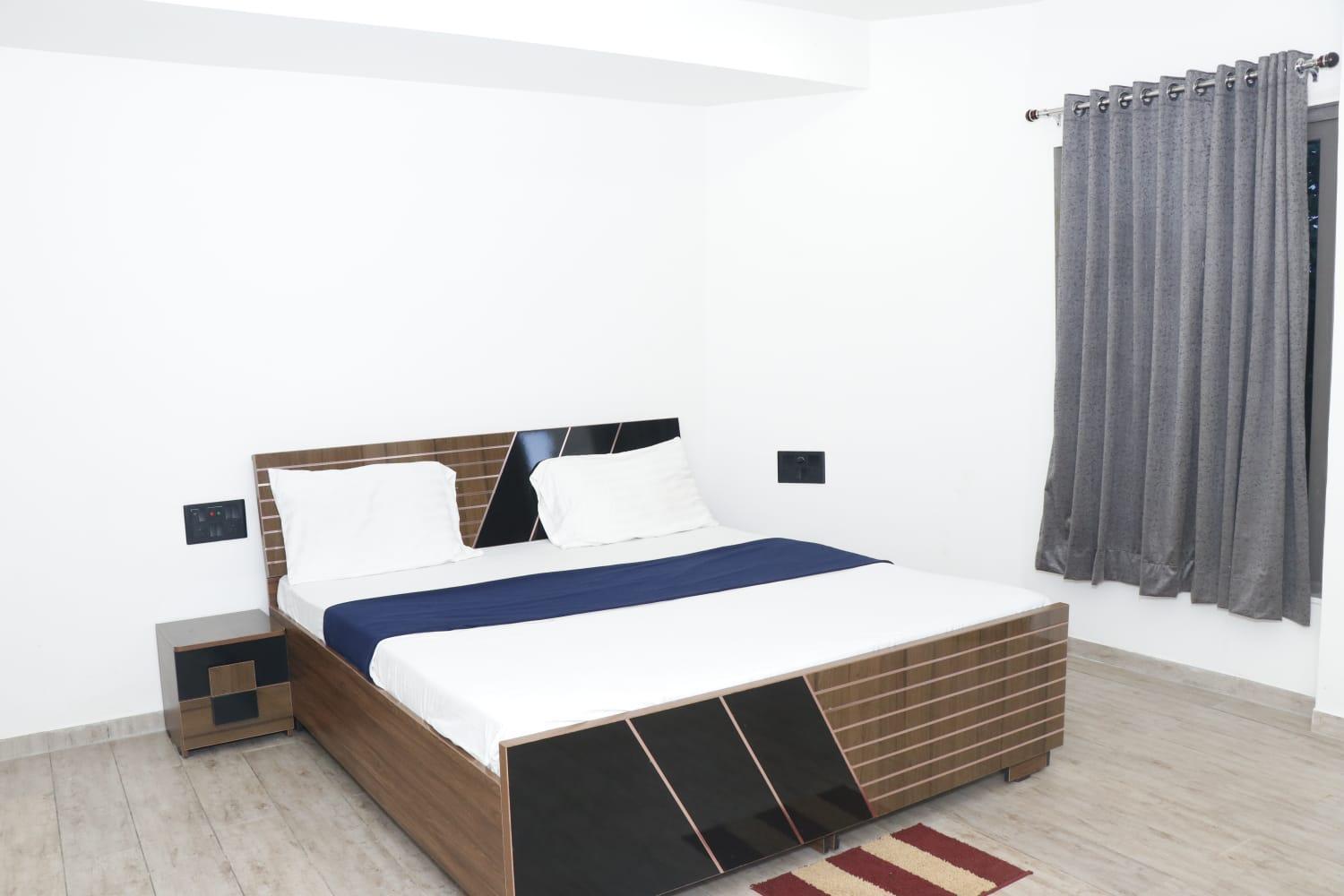 Vits Roccia Hill Resort And Adventure Park, Navapur Songadh Eksteriør billede